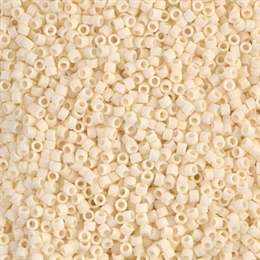 Seed beads, Delica 11/0, matte dark cream, 7,5 gram. DB0762V